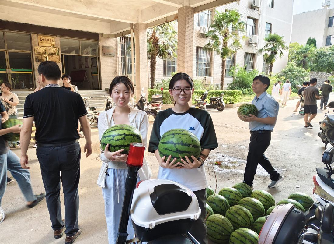 b4cfc41e6e4a4cd59522a526993fbcf7.png b4cfc41e6e4a4cd59522a526993fbcf7.png